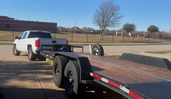 Reliable Flatbed Trailer available for rent in DFW